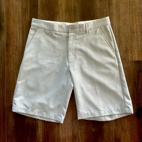 Greg Norman Collection Other - Greg Norman Tasso Elba Golf Shorts Gray 32